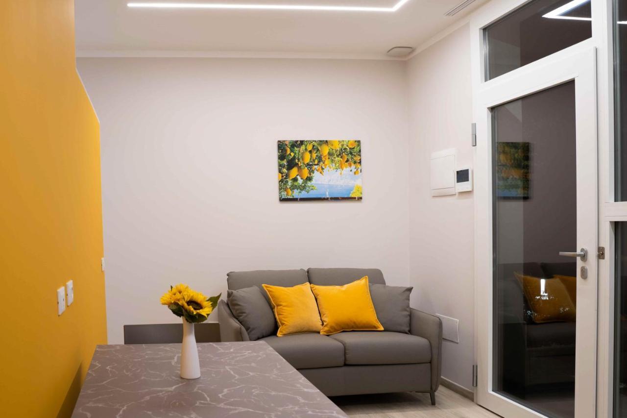 Terranova49 Lejlighedshotel Novara Eksteriør billede