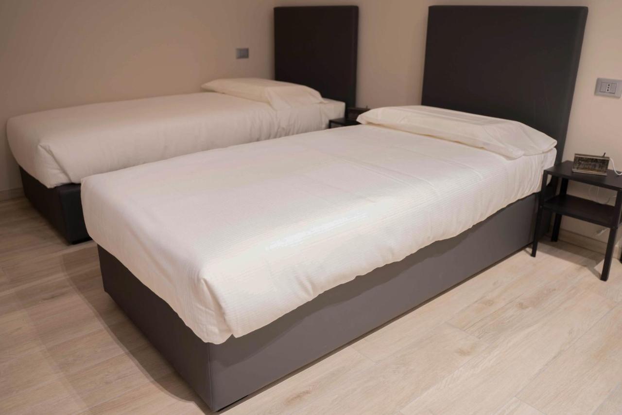 Terranova49 Lejlighedshotel Novara Eksteriør billede