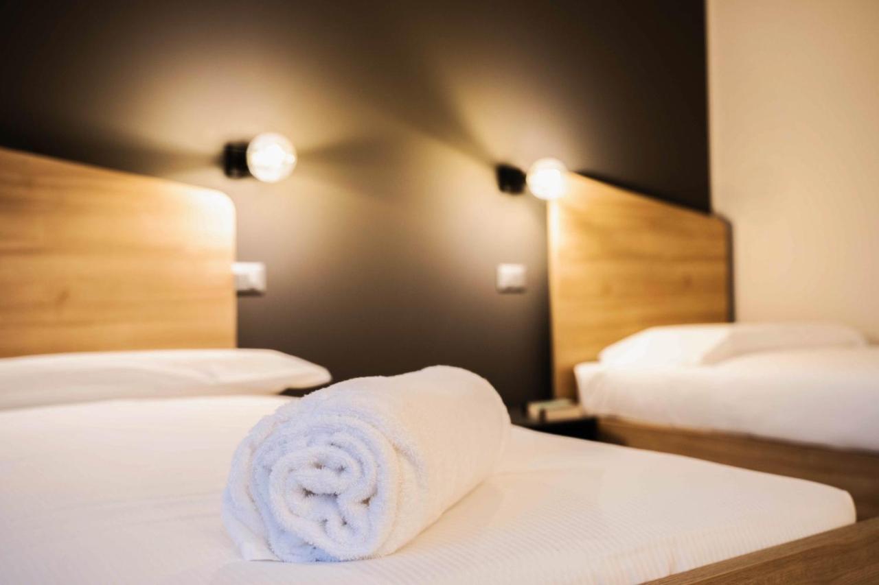 Terranova49 Lejlighedshotel Novara Eksteriør billede